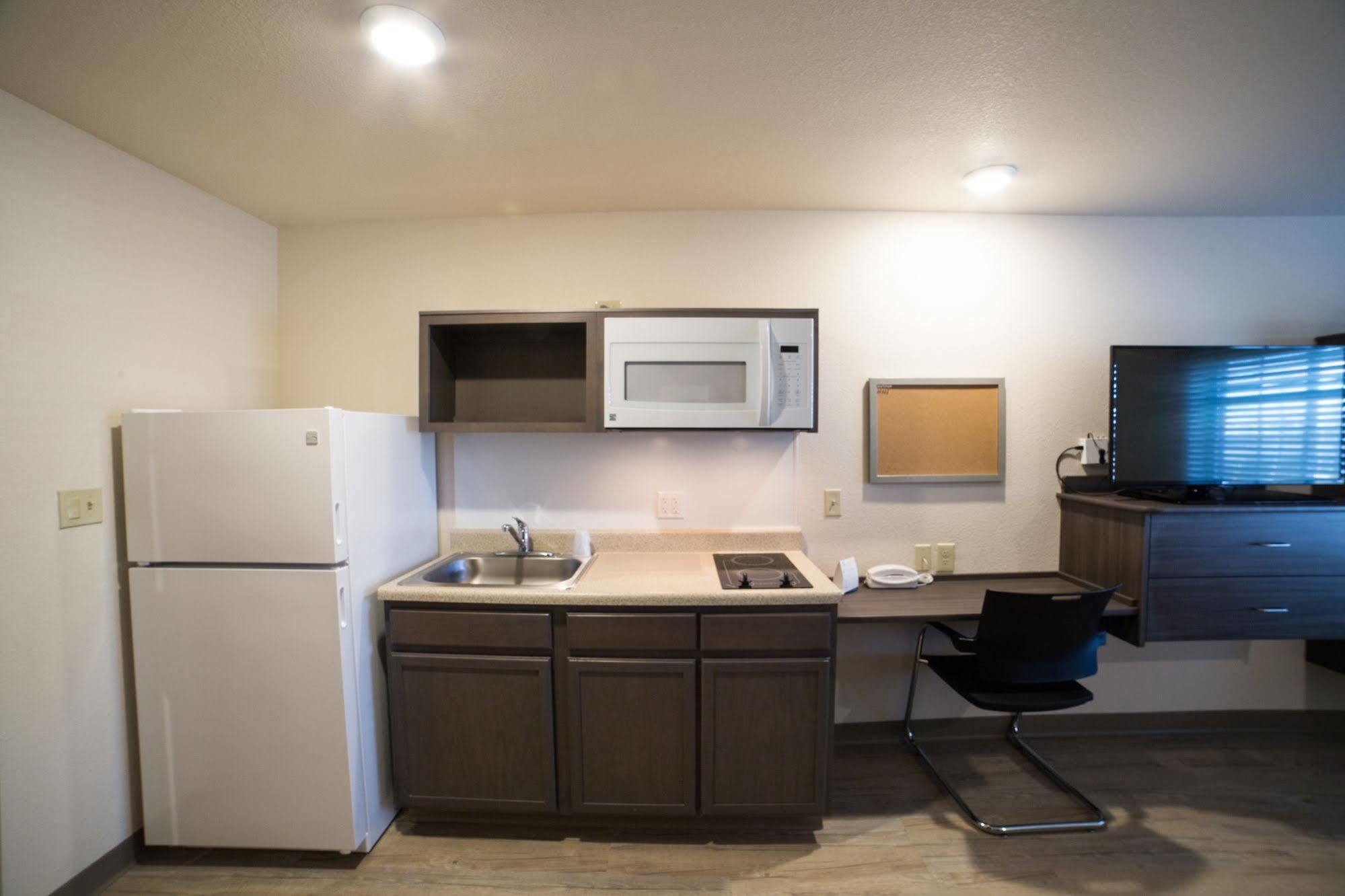 Woodspring Suites Broken Arrow タルサ エクステリア 写真